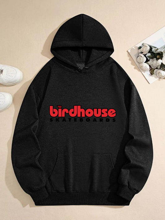 Vintage Skate Club Hoodie – Retro Skateboard Logo-Inspired Graphic Pullover, Streetwear Oversized Sweatshirt for Men & Women, Casual Skater Style