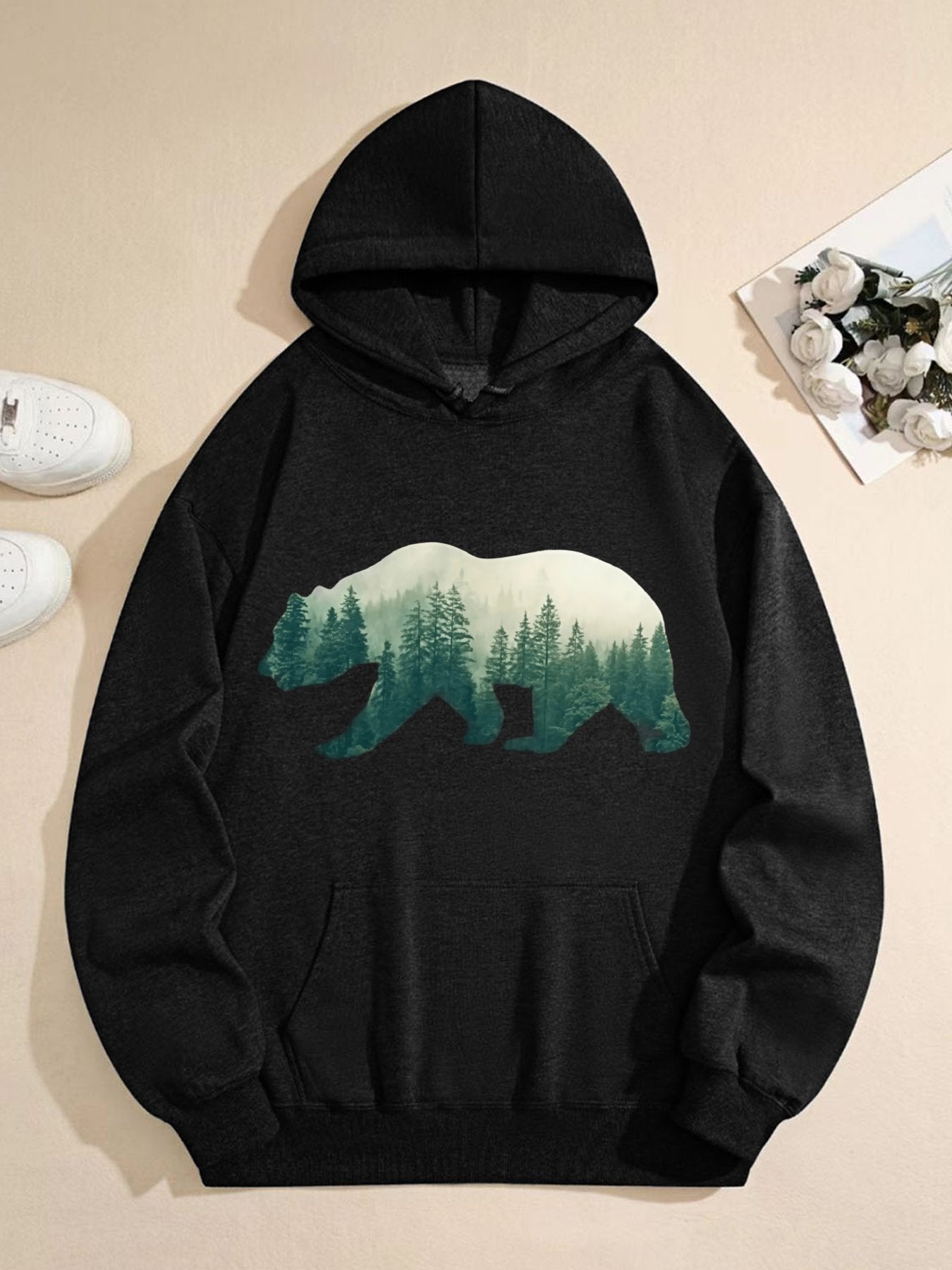Vintage Forest Bear Hoodie – Nature Hiking Adventure Sweatshirt for Men & Women, National Park-Inspired Wilderness Pullover