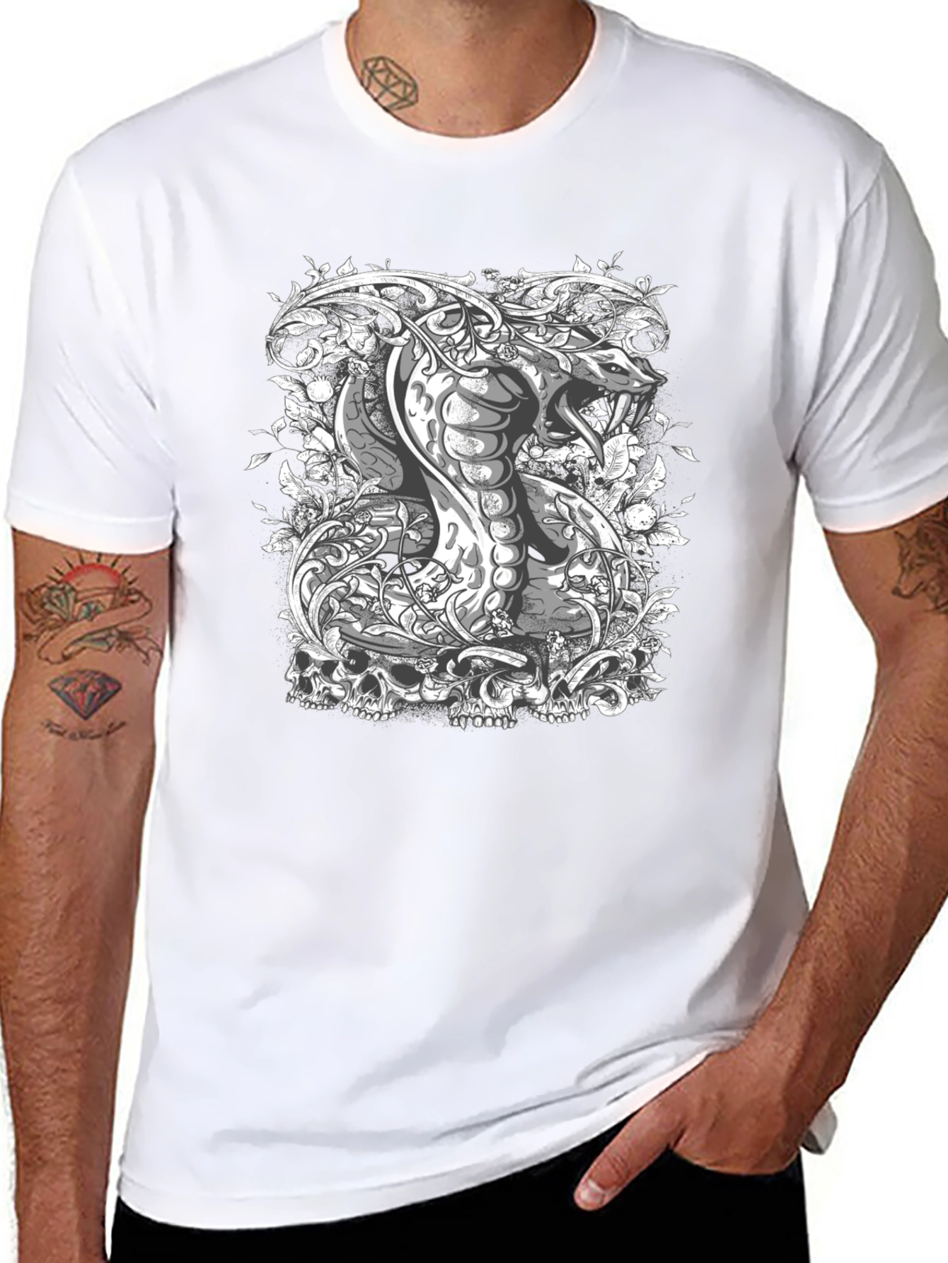 Cobra & Skull Graphic Tee - Edgy Style