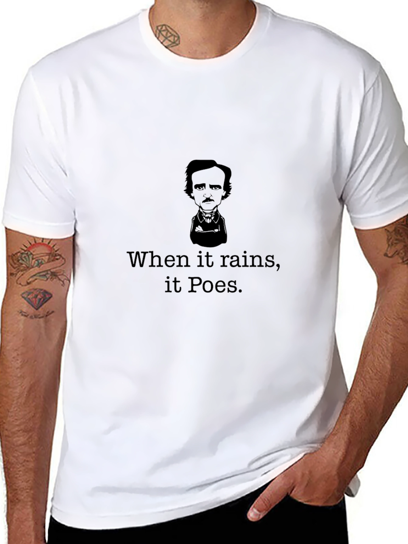 When it rains it Poes - T-Shirt