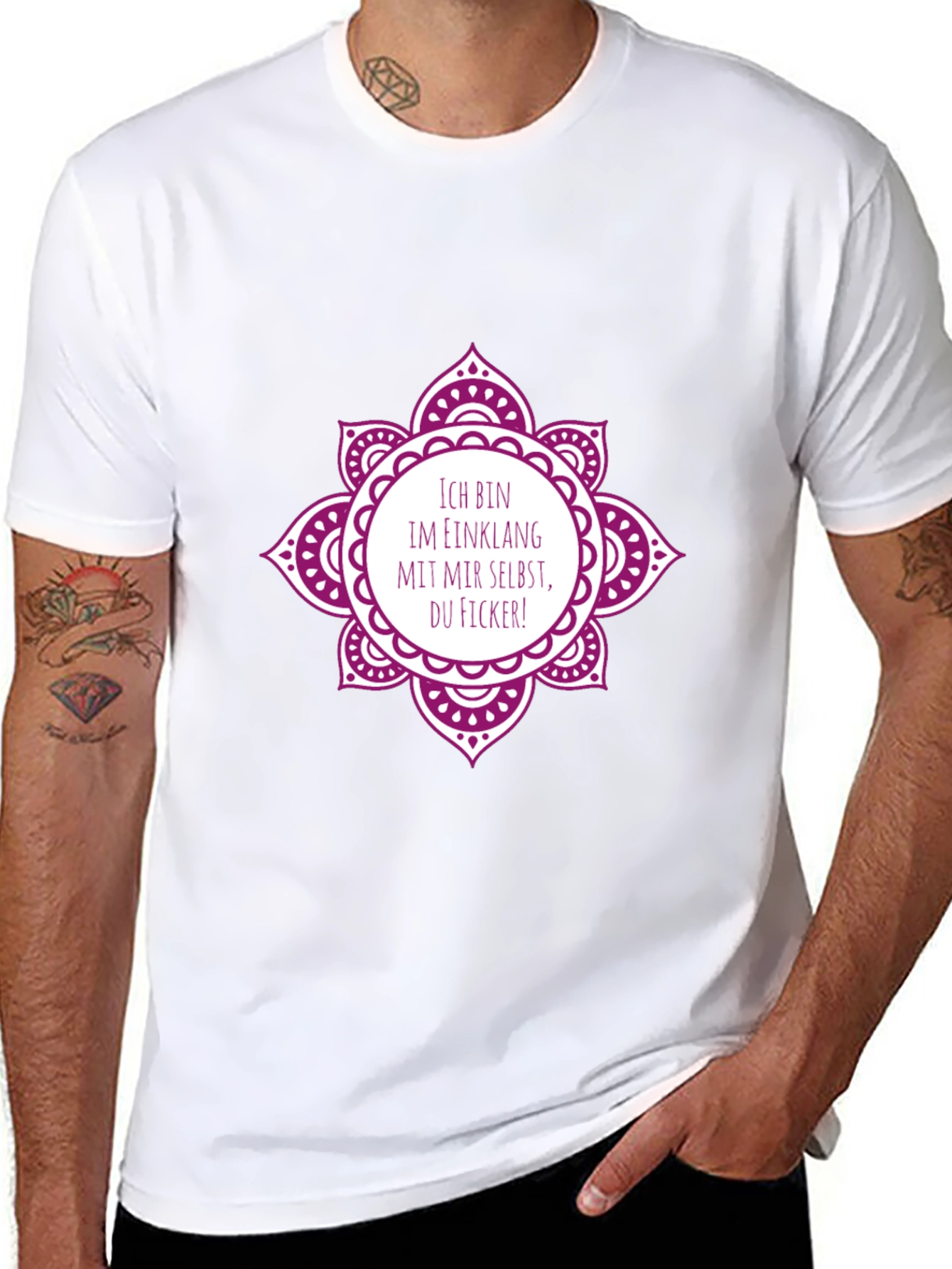 Ich Bin Im Einklang T-Shirt - Mandala Design