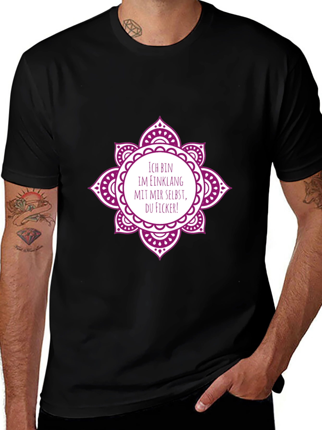 Ich Bin Im Einklang T-Shirt - Mandala Design
