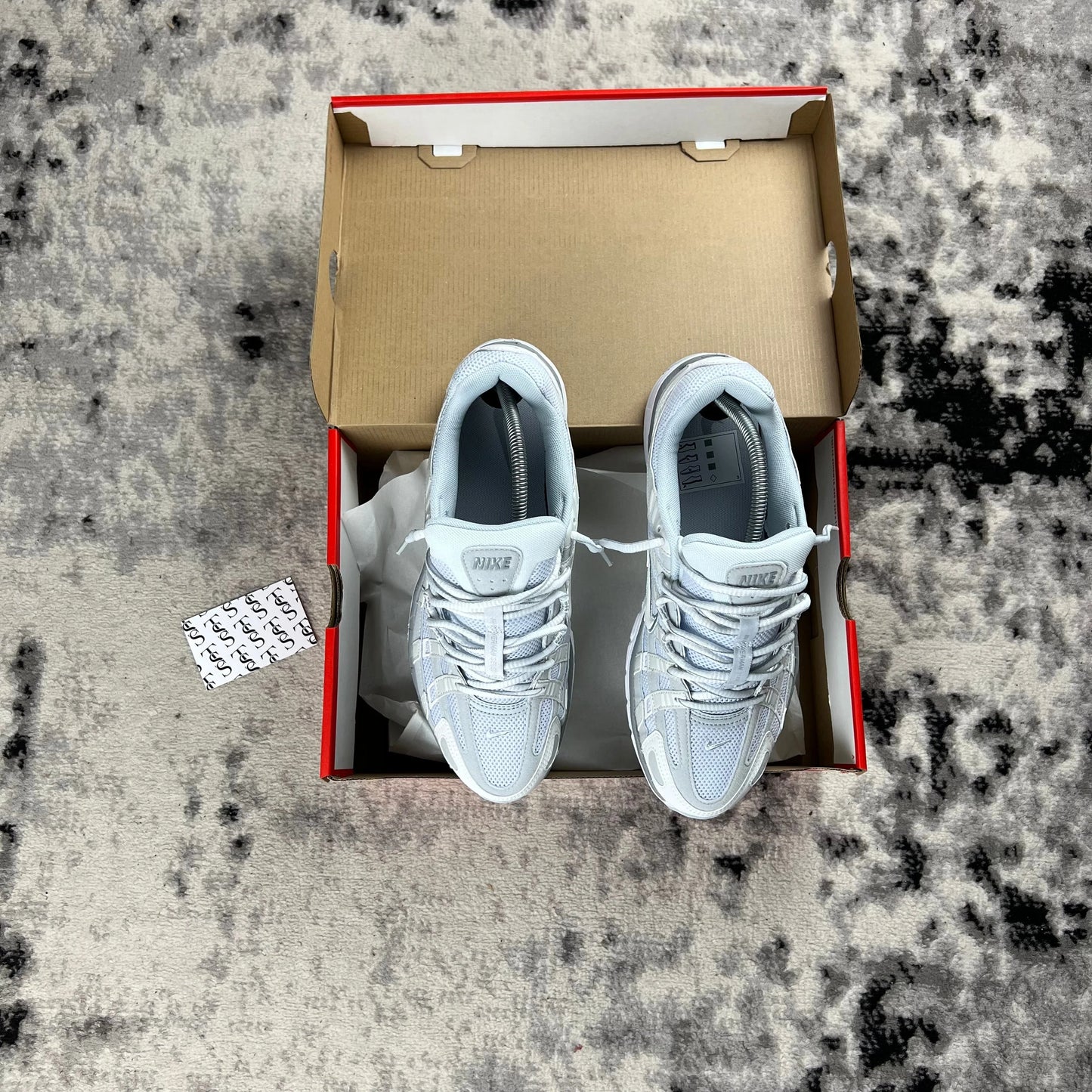 NIKE P-6000 - SUMMIT WHITE