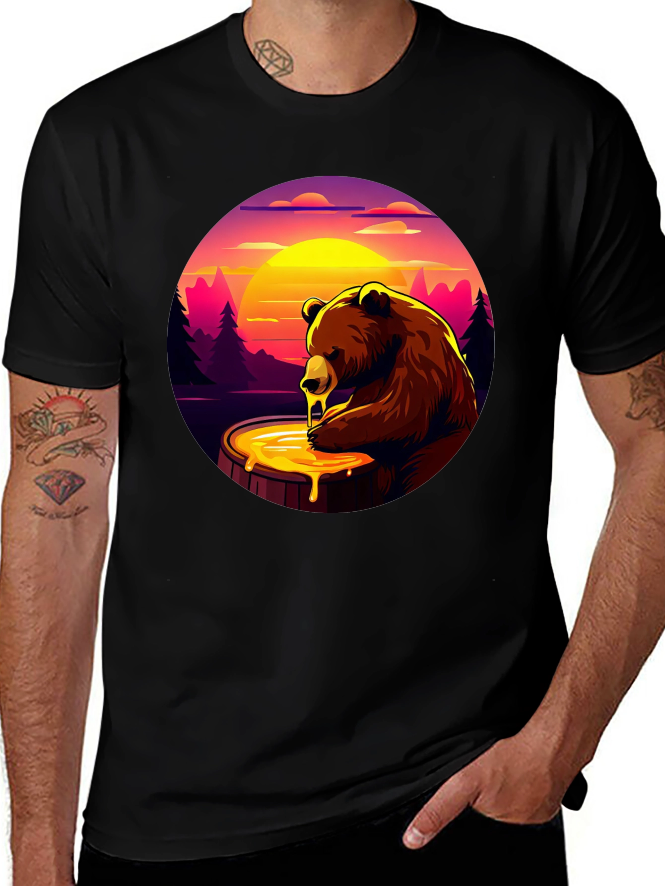 Honey Bear Graphic T-Shirt - Black