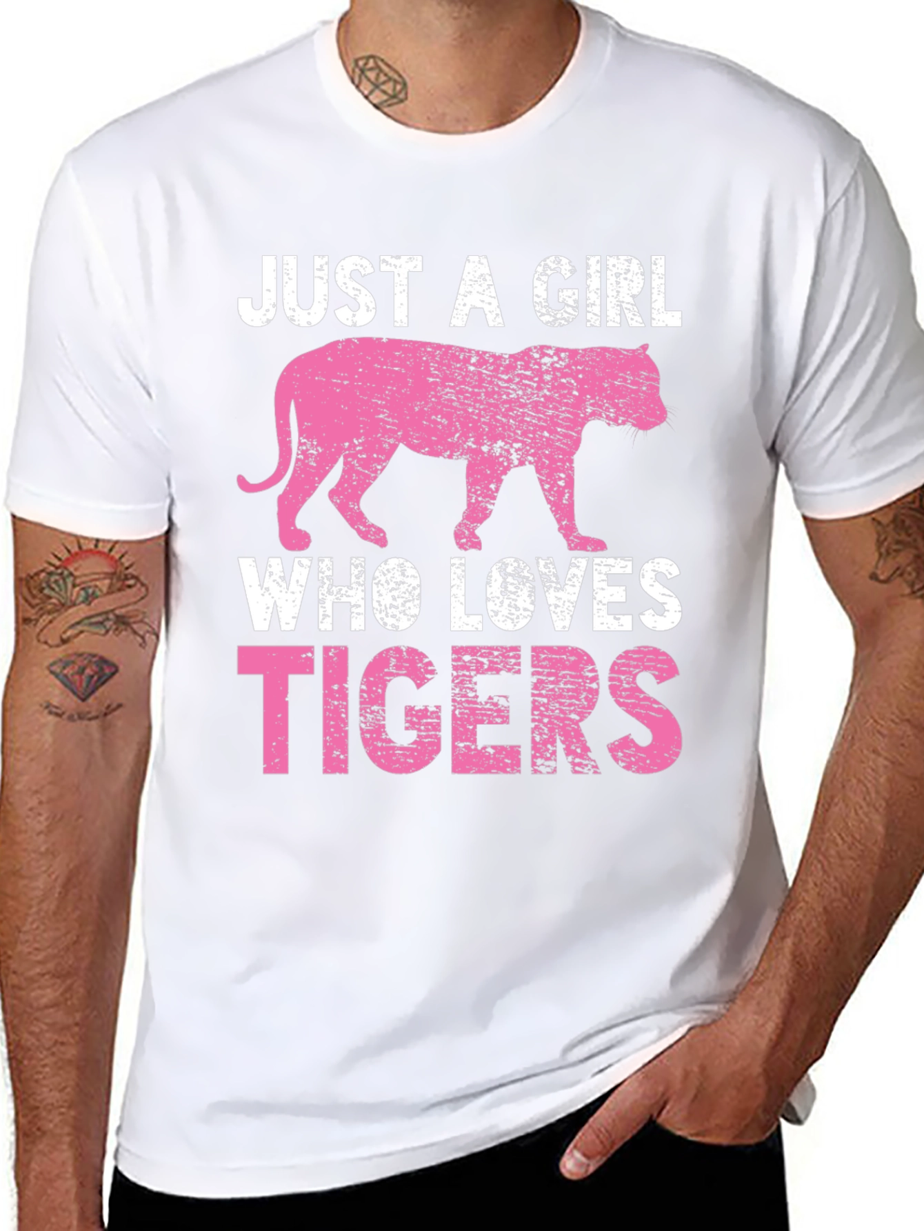 Just A Girl Who Loves Tigers Graphic Tee